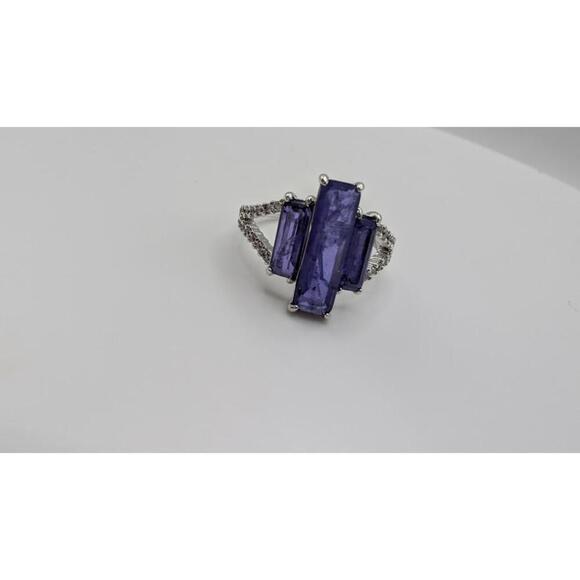 Elegant Purple Gemstone Silver Ring Size 9 - Picture 6 of 9